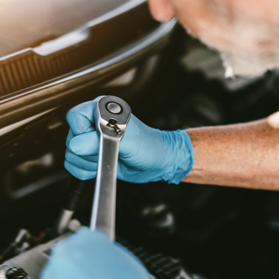 Comment réduire ses coûts d'entretien automobile de 50% sans compromettre la qualité